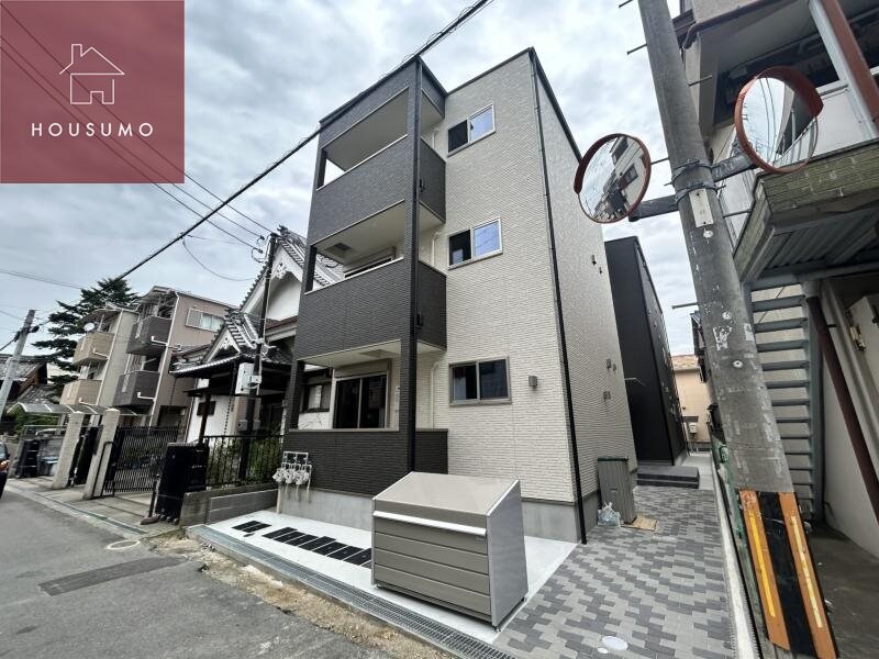 物件外観写真2　(外観もきれいです)