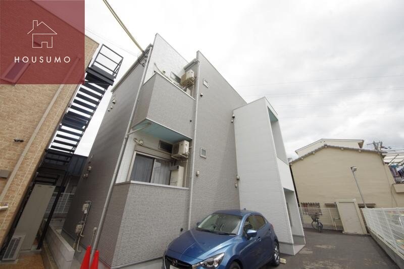 物件外観写真1　(物件の外観です)