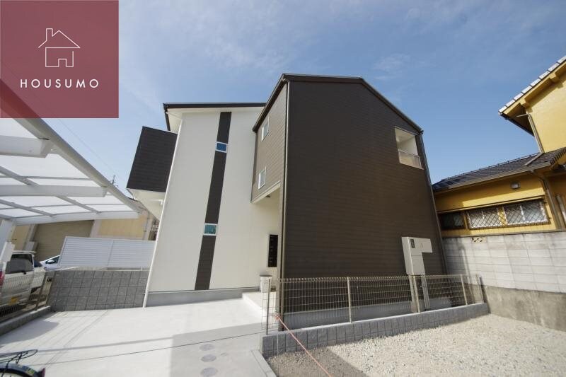 物件外観写真4　(物件の外観です)