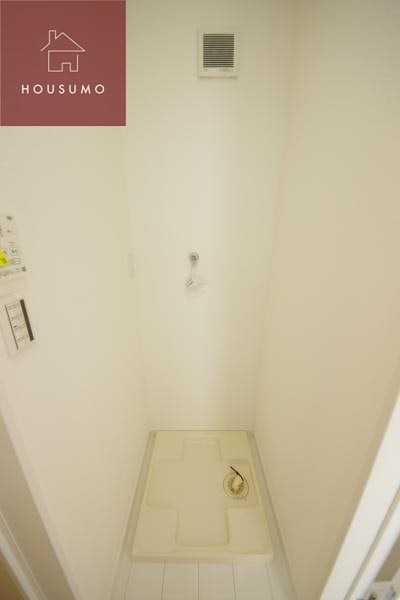 物件内観写真20　(小物を収納するのに便利です)