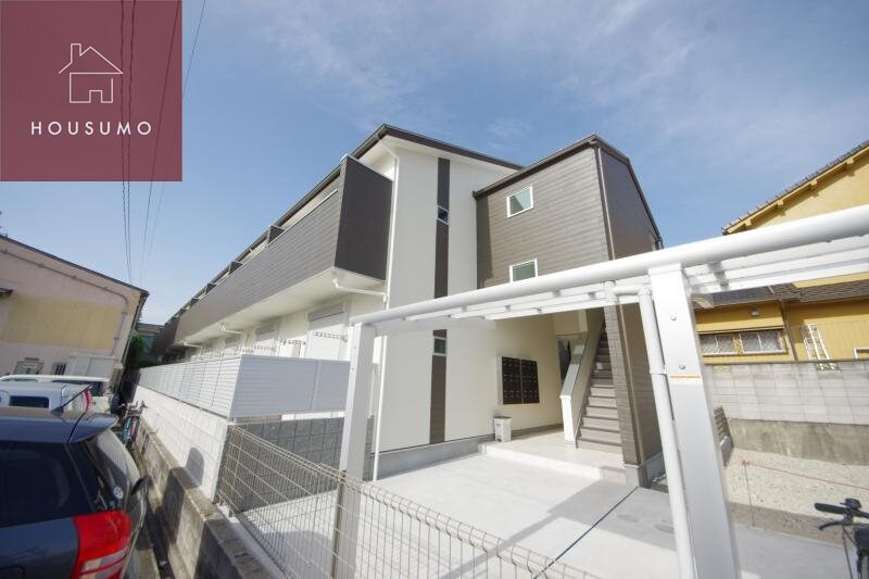 物件外観写真1　(建物外観を気になさる方へ、見た目の良い物件です)