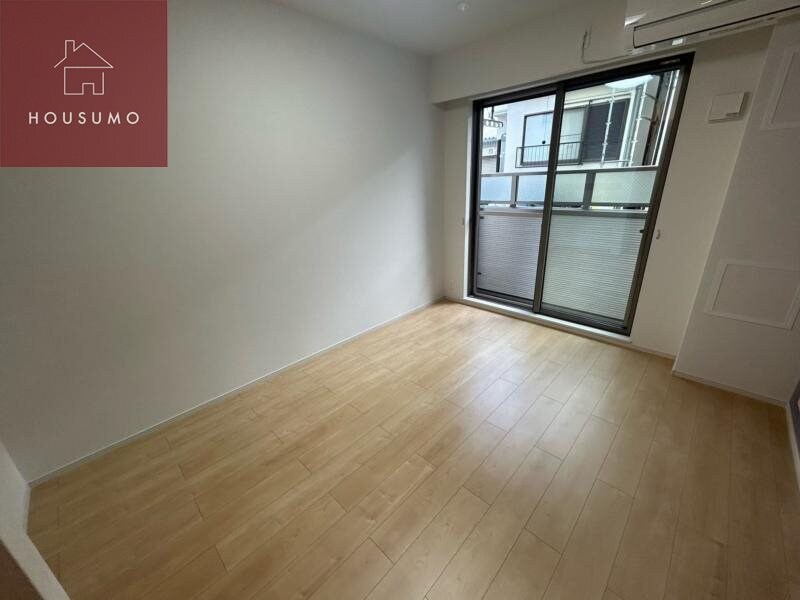 物件内観写真4　(使いやすい居間です)