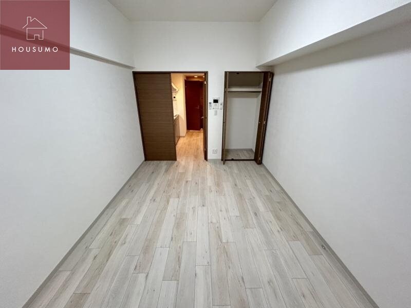 物件内観写真21　(個人の部屋や寝室として使える洋室です)