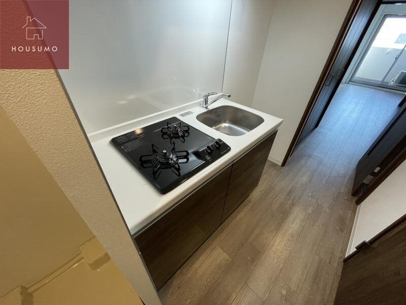 物件内観写真7　(コンパクトなキッチンで掃除もラクラク)