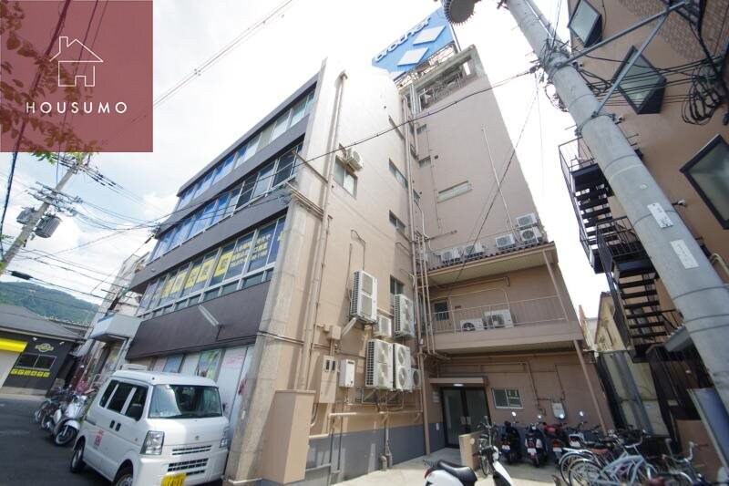 物件外観写真1　(外はこのようになっています)