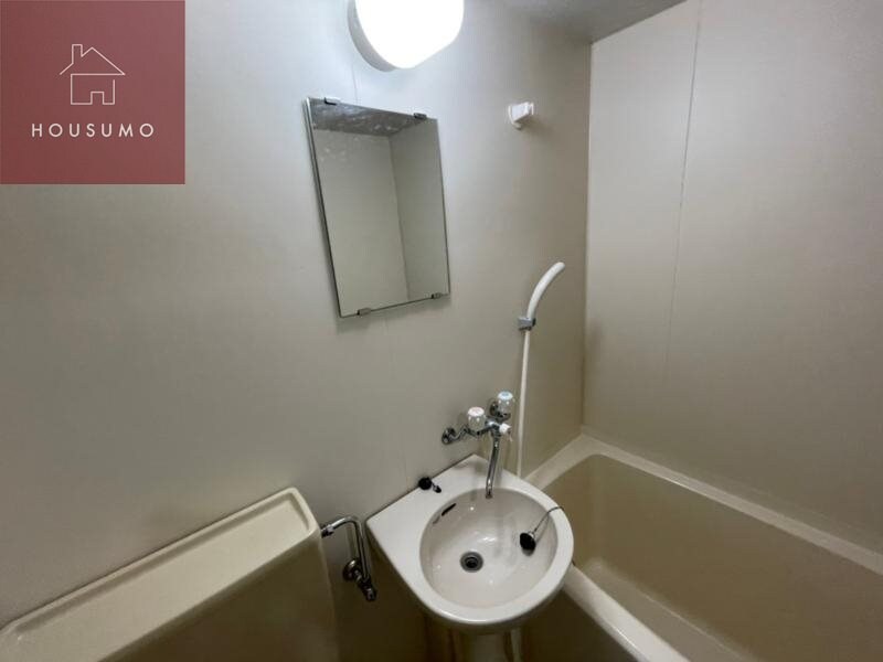 物件内観写真19　(脱衣スペースもあります)