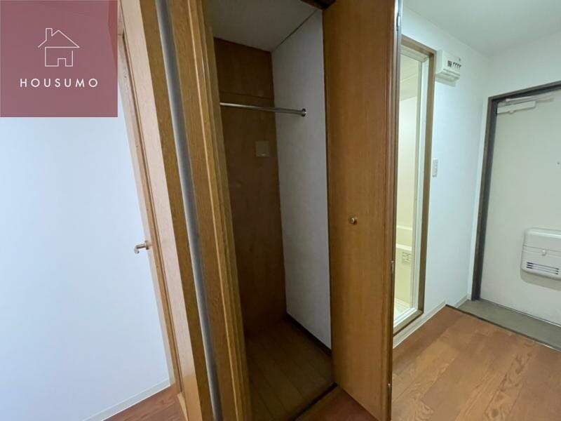 物件内観写真21　(収納スペース豊富です)