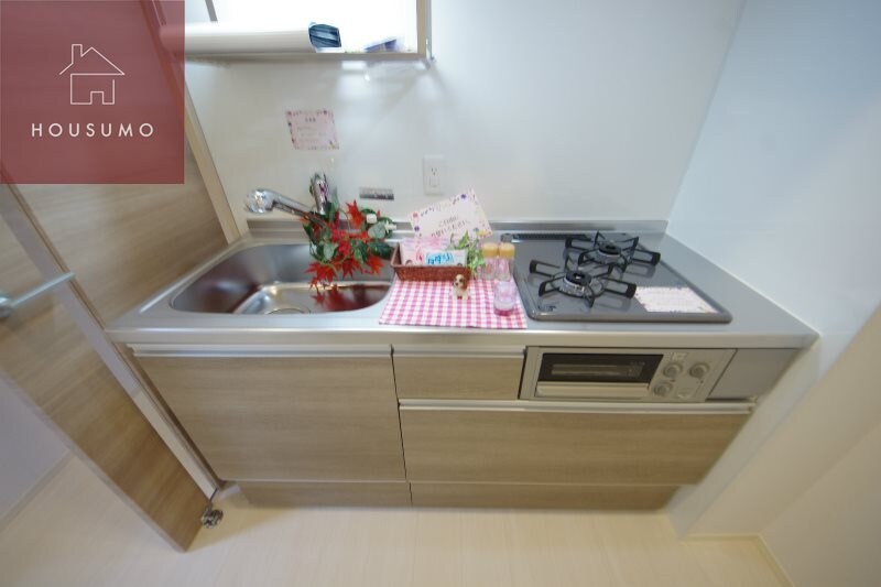 物件内観写真24　(コンパクトなキッチンで掃除もラクラク)