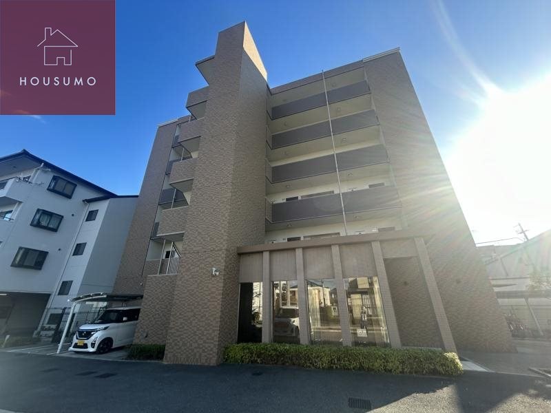 物件外観写真1　(外観もきれいです)