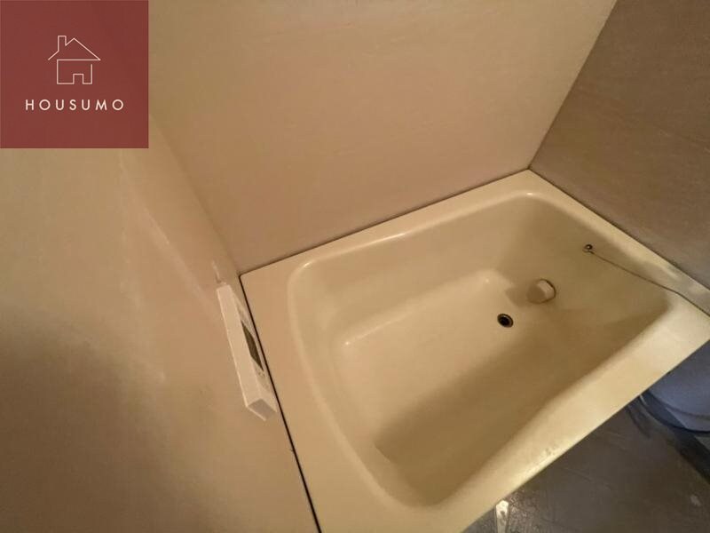 物件内観写真6　(日々の疲れを癒すお風呂付です)