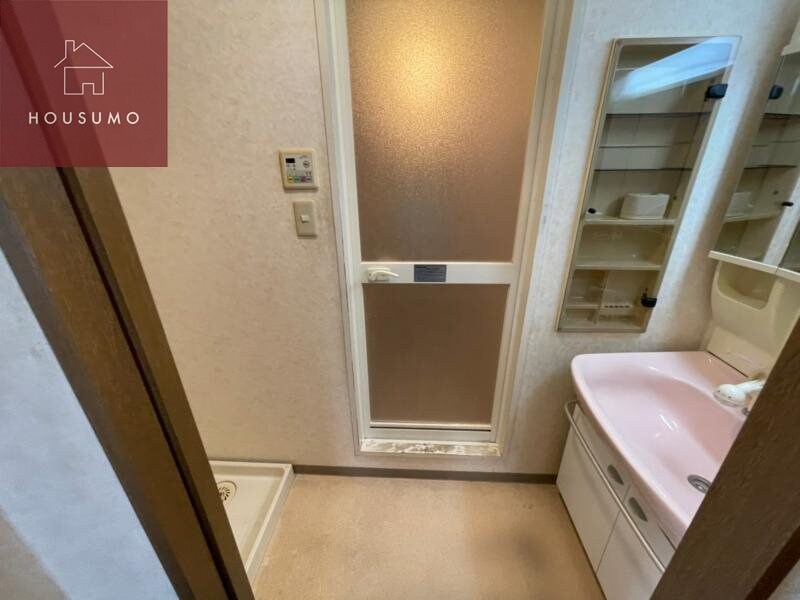 物件内観写真29　(日本らしい落ち着いた雰囲気の和室です)