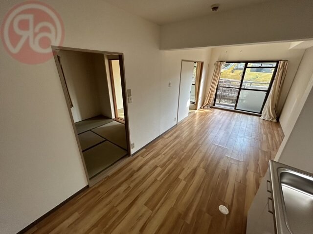 物件内観写真16　(リビングです)