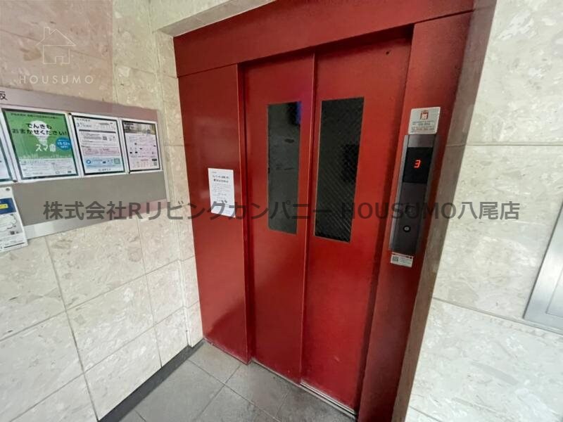 物件内観写真15　(エントランスです)