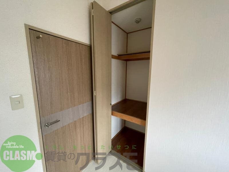 物件内観写真20　(収納のためのスペースです)