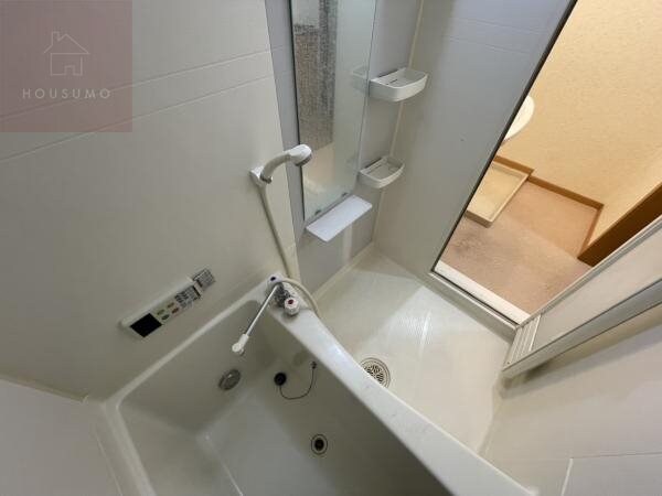 物件内観写真6　(落ち着いた空間のお風呂です)