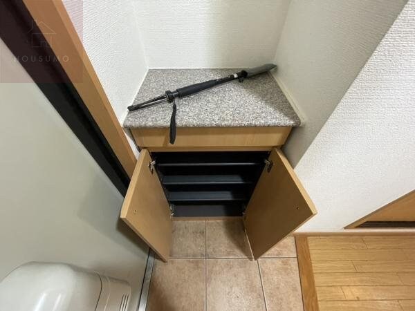 物件内観写真24　(ちょっとした収納スペースも充実しています)