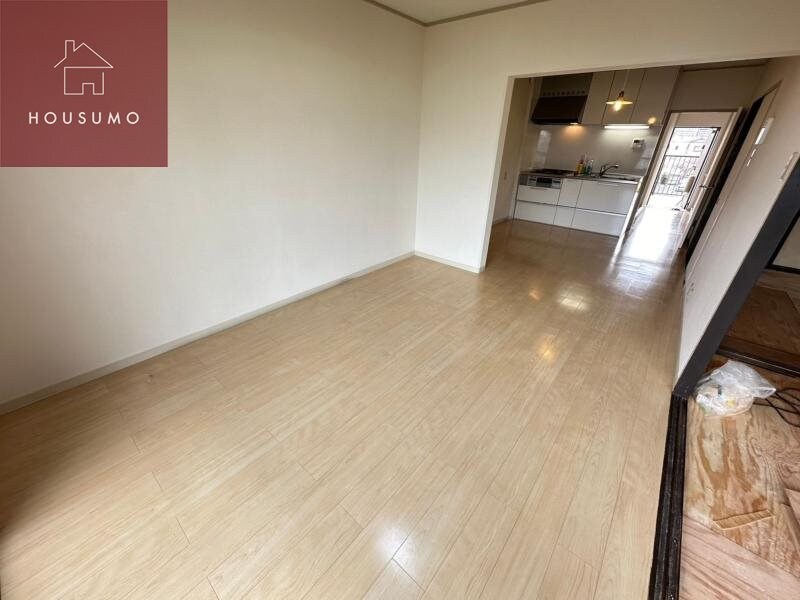 物件内観写真23　(使いやすい居間です)