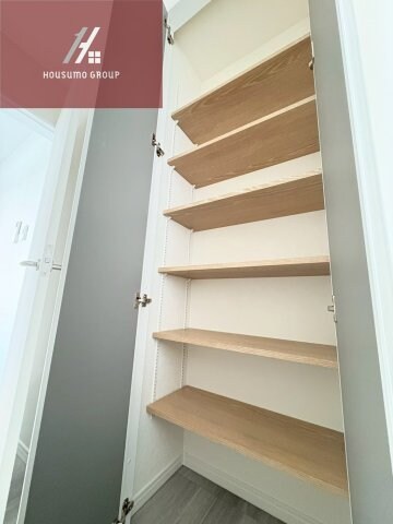 物件内観写真15　(こまごまとしたものを収納できそうですね)