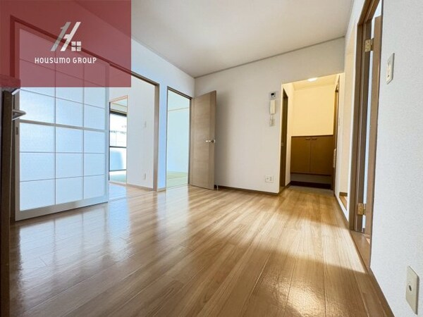 居室(ゆったり過ごせるリビングです)