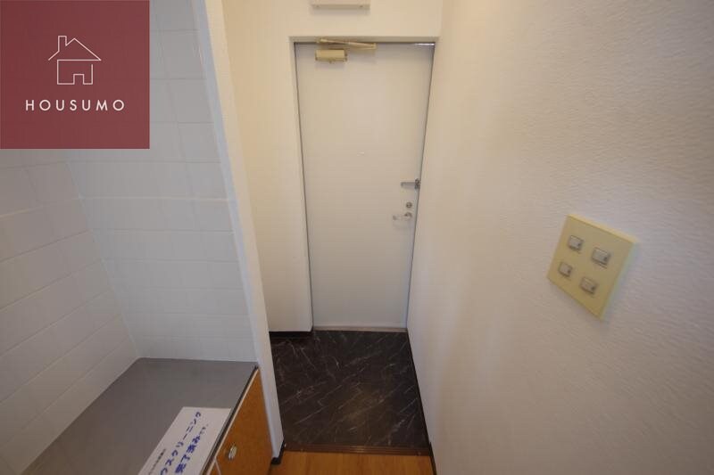 物件内観写真10　(玄関です)