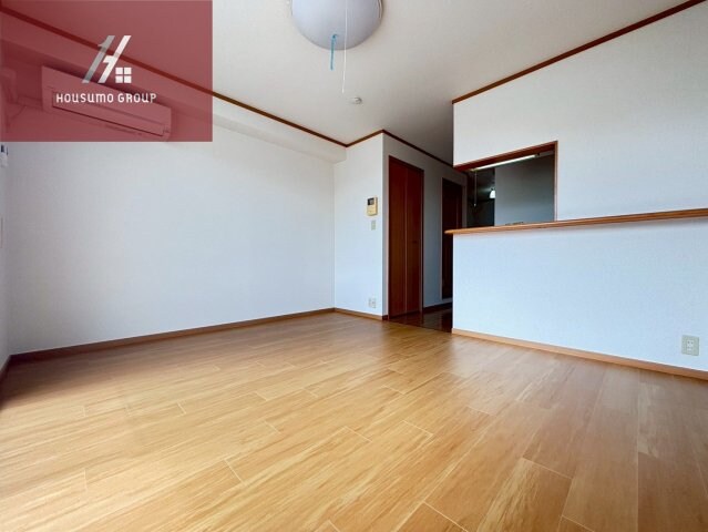 物件内観写真4　(使いやすいリビングです)