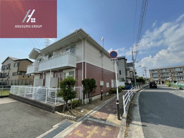 物件外観写真3　(収納豊富です)