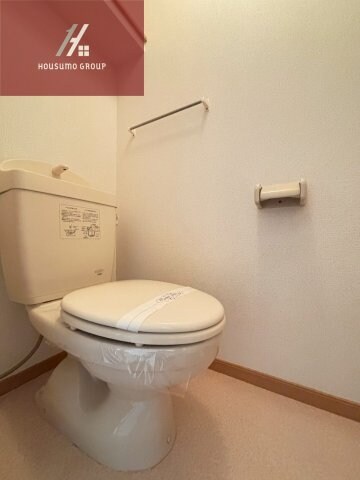 物件内観写真9　(収納もある玄関です)