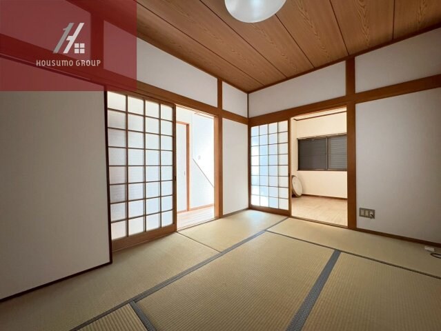 物件内観写真13　(趣のある和室です)