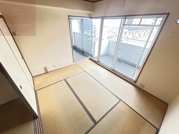 物件内観写真21　(い草の香りが落ち着く素敵な和室です)