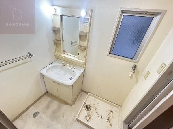 物件内観写真25　(脱衣スペースもあります)