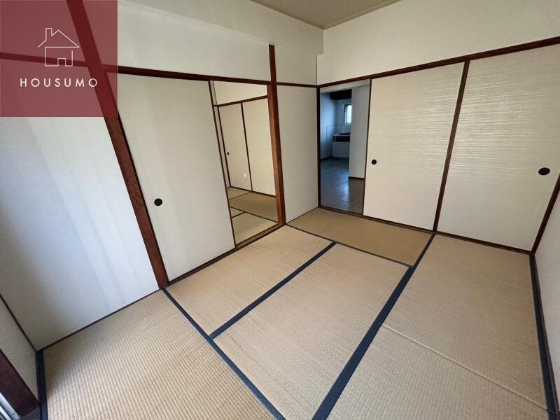 物件内観写真26　(日本らしい落ち着いた雰囲気の和室です)