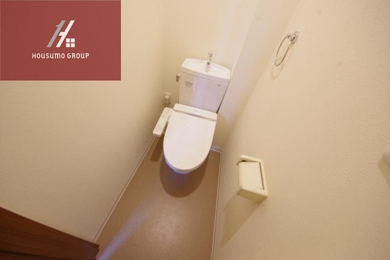 物件内観写真10　(落ち着いた玄関です)