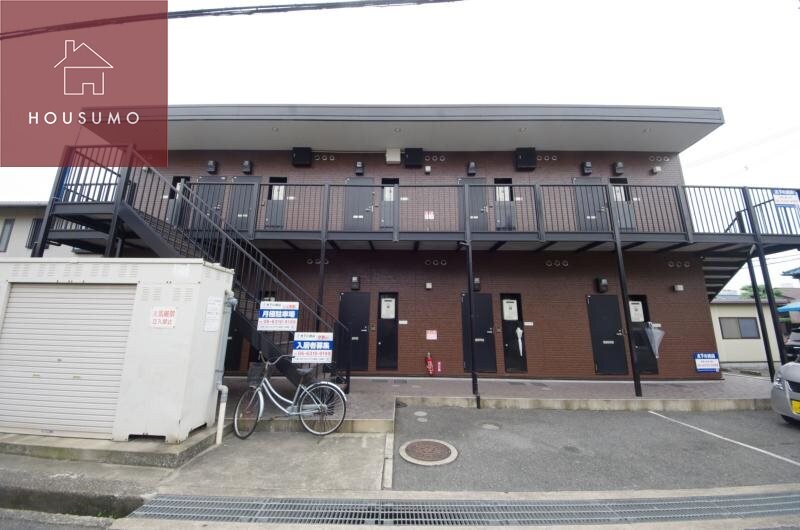 物件外観写真2　(外観もきれいです)