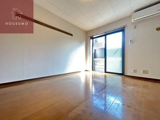 物件内観写真5　(物件の内装です)