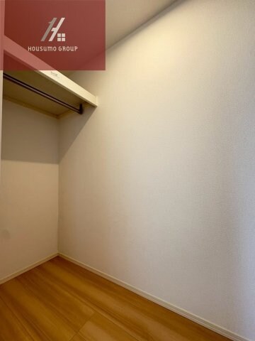 物件内観写真19　(小物を収納するのに便利です)