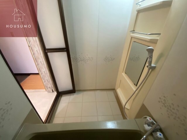 物件内観写真18　(落ち着いた空間のお風呂です)