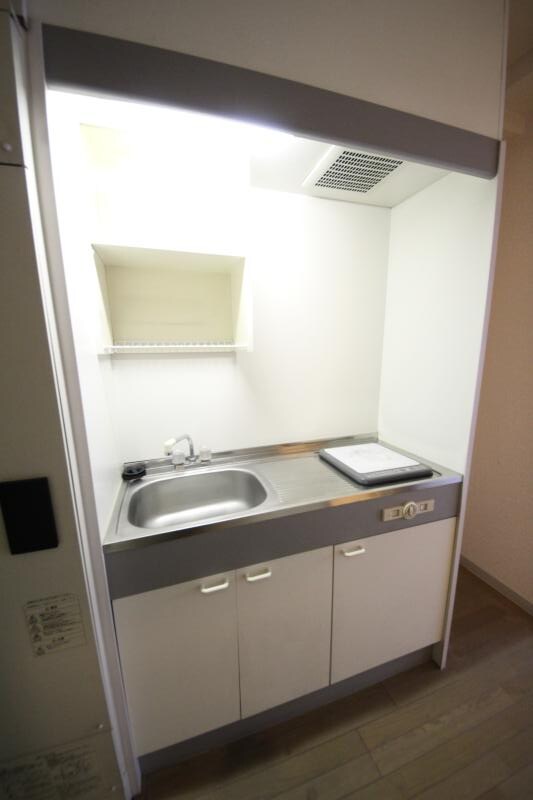 物件内観写真3　(キッチンでお料理をお楽しみください)