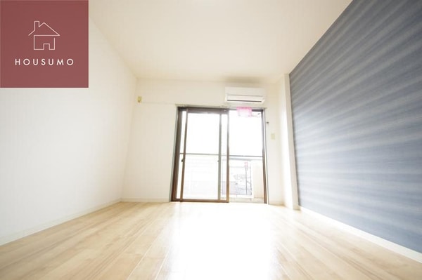 洋室(明るい洋室です)