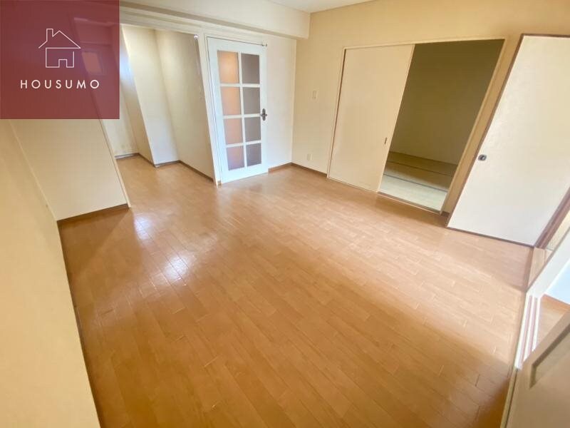 物件内観写真6　(おしゃれなリビングです)