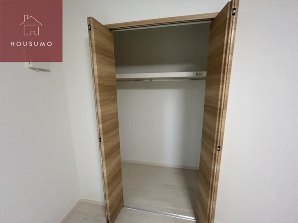 収納(たっぷりとした収納スペースです)