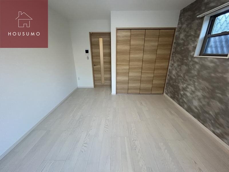 物件内観写真4　(リビングです)