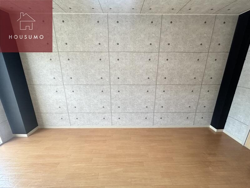 物件内観写真21　(落ち着いた色調の洋室です)