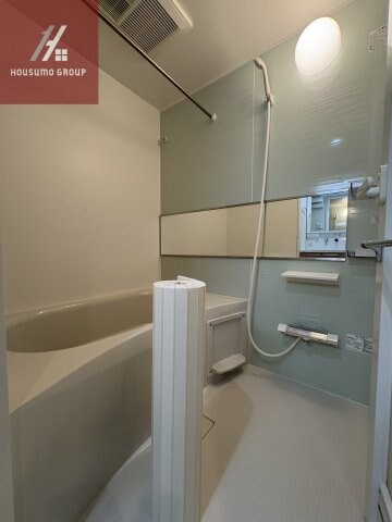 物件内観写真6　(きれいなお風呂です)