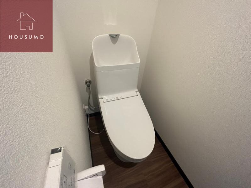 物件内観写真8　(シンプルで使いやすいトイレです)