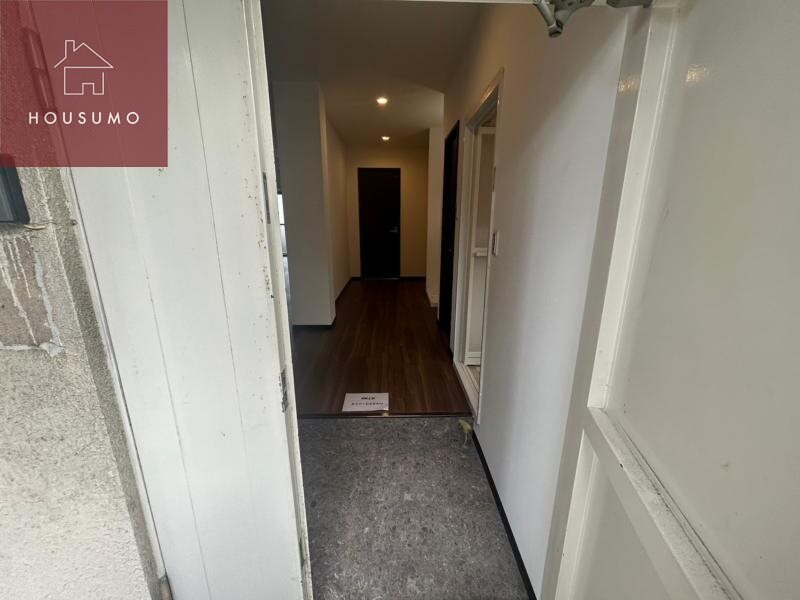 物件内観写真28　(シンプルで使いやすい玄関です)