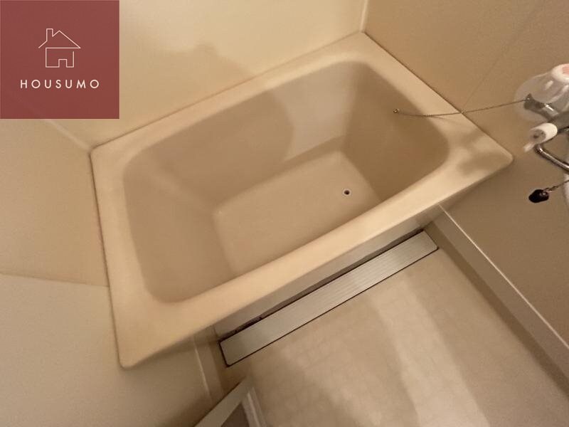 物件内観写真18　(日々の疲れを癒すお風呂付です)