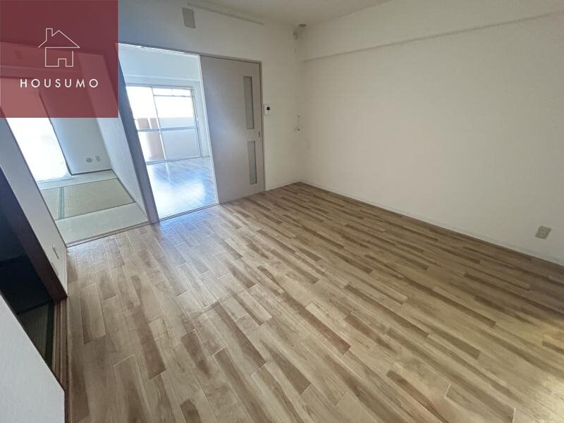 物件内観写真24　(使いやすい居間です)