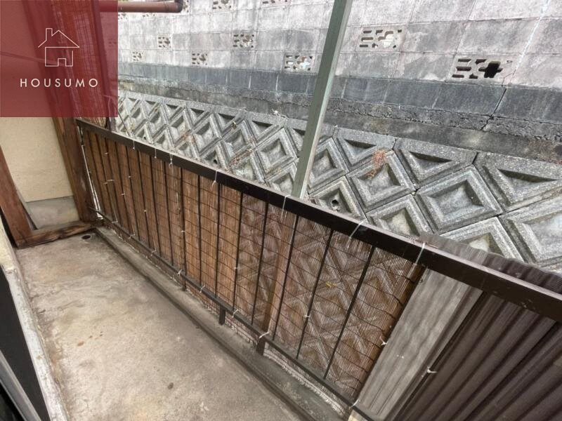 物件内観写真12　(バルコニーがあります)