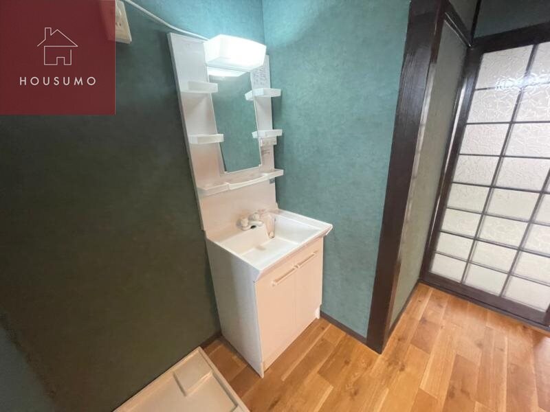 物件内観写真19　(独立洗面化粧台が付いています)