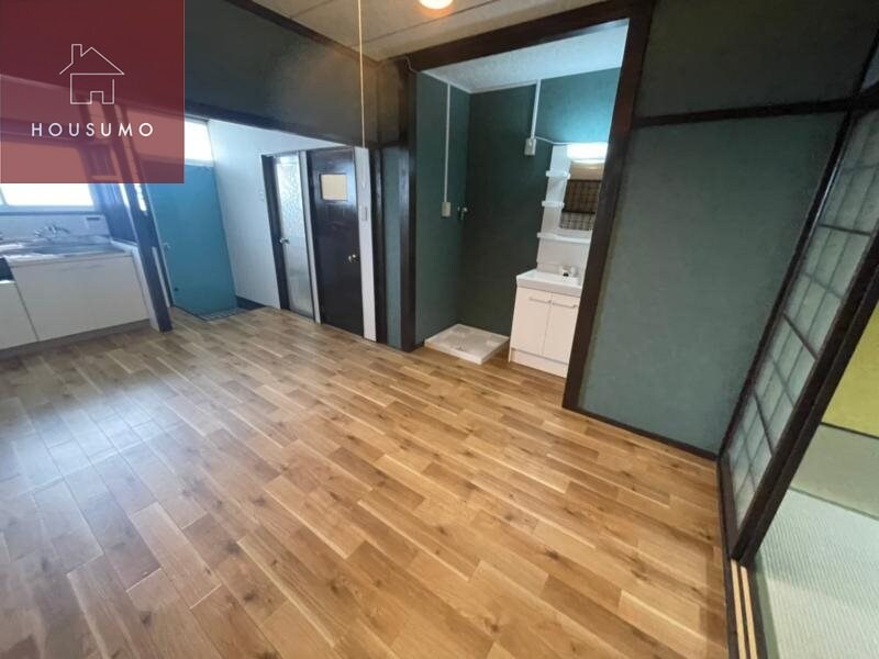 物件内観写真28　(来客時にも便利な和室付き)